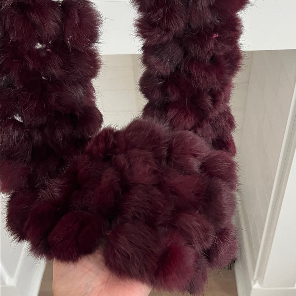 Folio Rabbit Scarf
